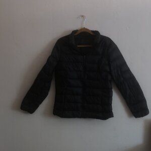 Eddie Bauer lightweight puffer jacket, Black, Size MT